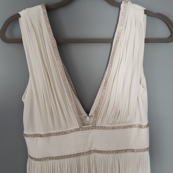 NWT Rhinestone trim pleated maxi gown - Picture 4 of 7